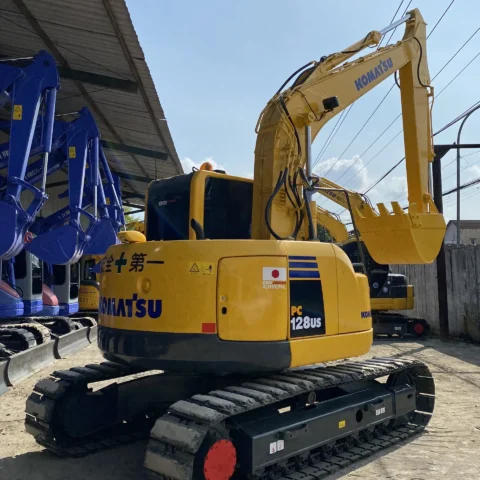 Komatsu PC128US-8 21221 Import Ex.Japan - Gambar 3