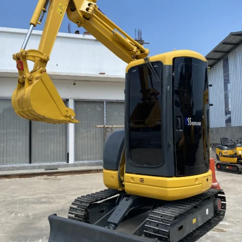 Komatsu PC30UU-3 10143 Import Ex.Japan - Gambar 2