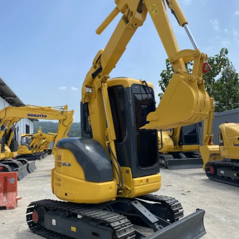 Komatsu PC30UU-3 10143 Import Ex.Japan - Gambar 3